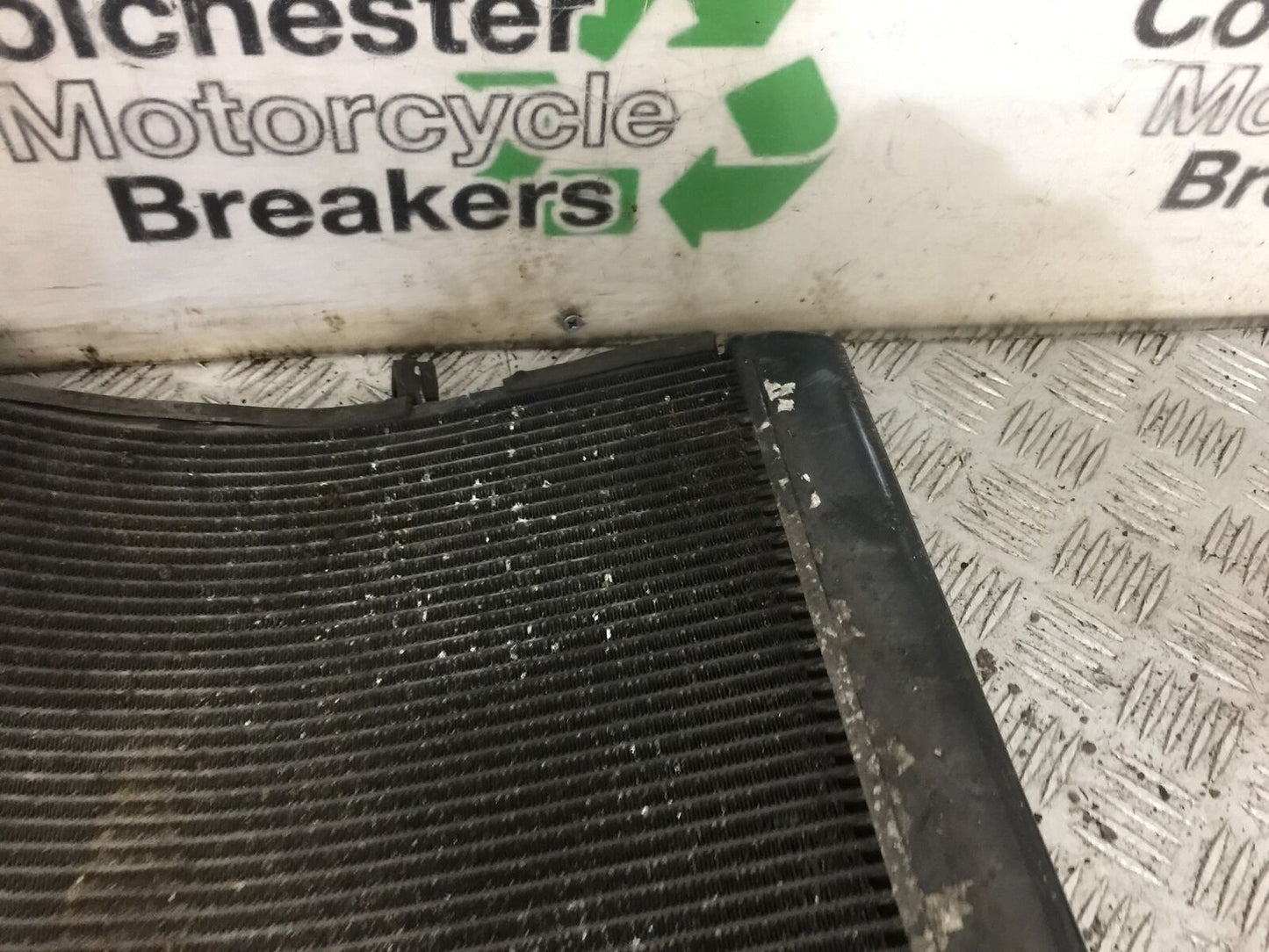 KAWASAKI ZZR1400 ZZR 1400 RADIATOR   YEAR 2007-11(STOCK 893)