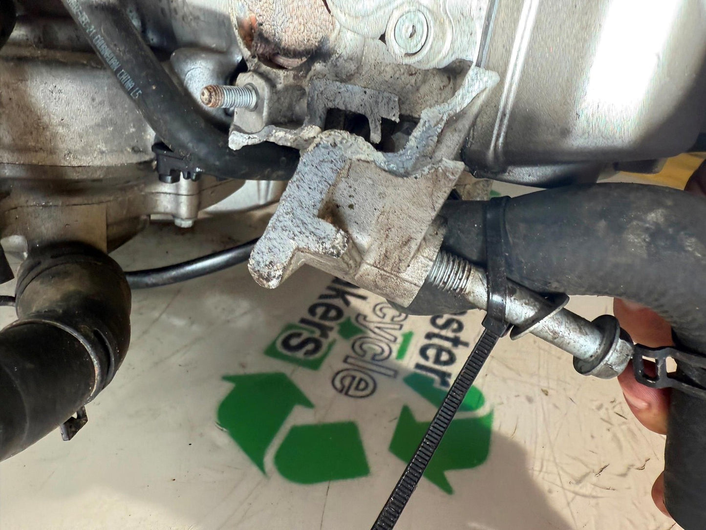 APRILIA RS660 RS 660 ENGINE YEAR 2020-2024 (CMB1202)