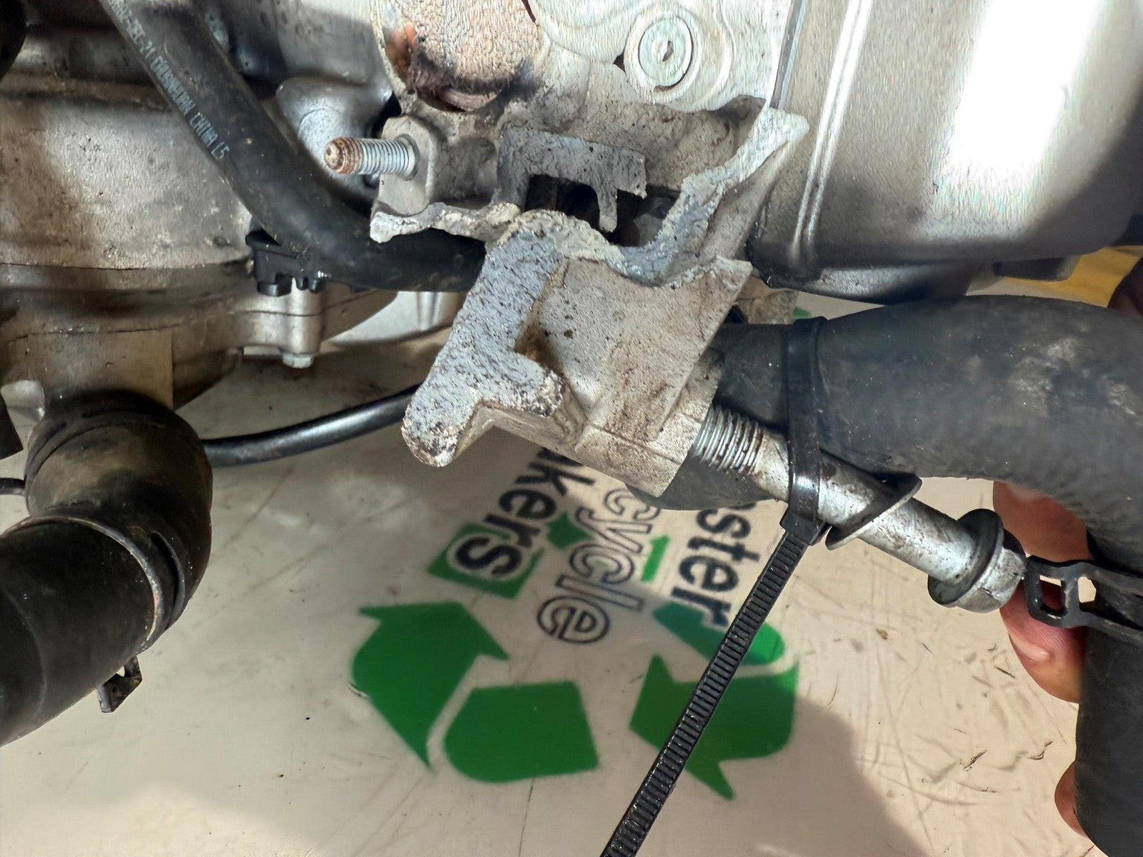 APRILIA RS660 RS 660 ENGINE YEAR 2020-2024 (CMB1202)