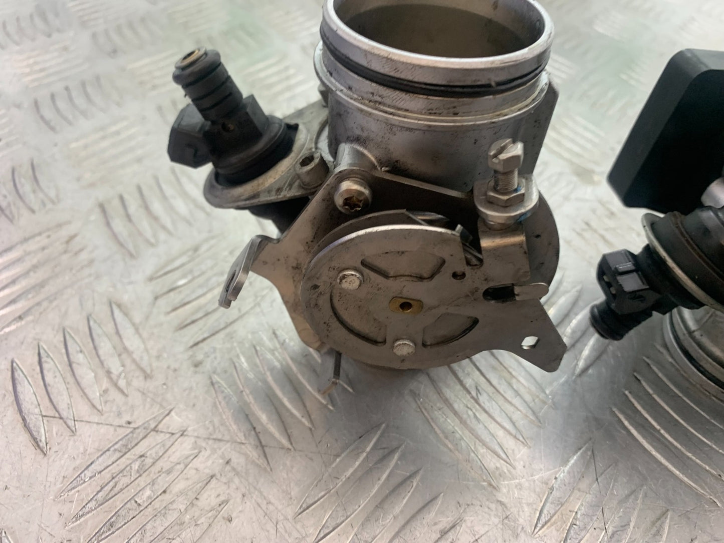 BMW R850 R R850R THROTTLE BODIES  YEAR 1994-2002 (CMB1170)