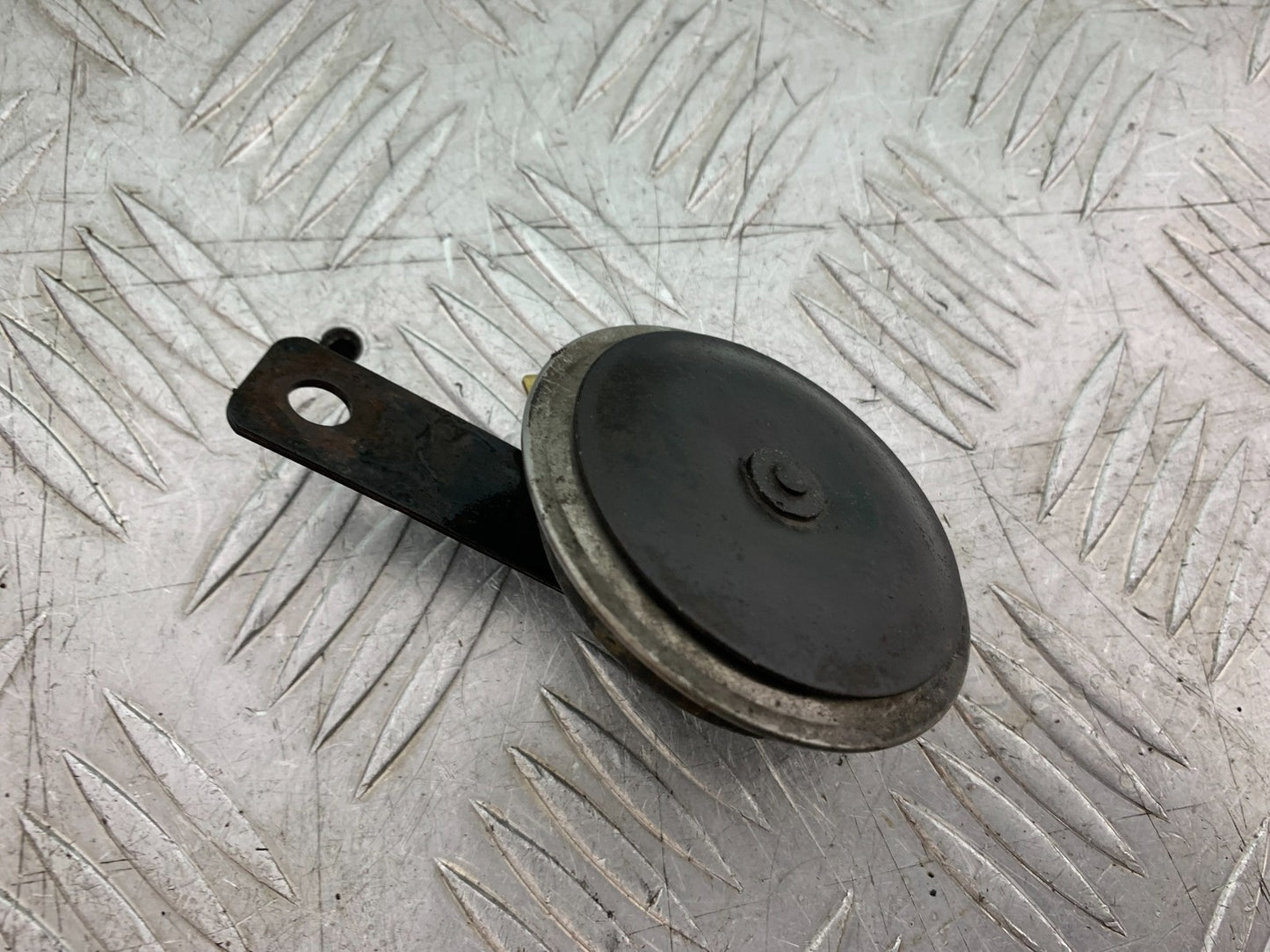 HONDA CB650F CB 650 FA-E HORN  YEAR 2014-2017 (CMB1226)