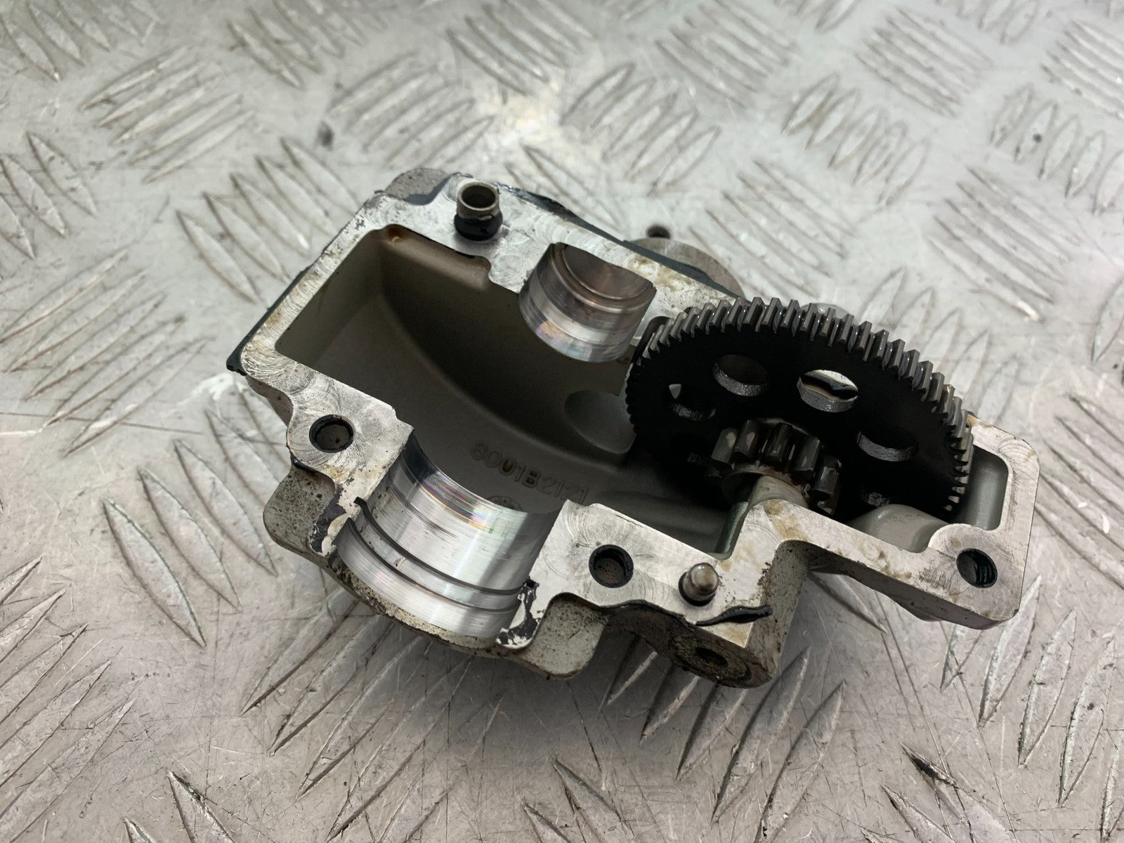 MV AGUSTA 675 F3 SPRAG CLUTCH COVER  YEAR 2012-2016 (CMB1302)
