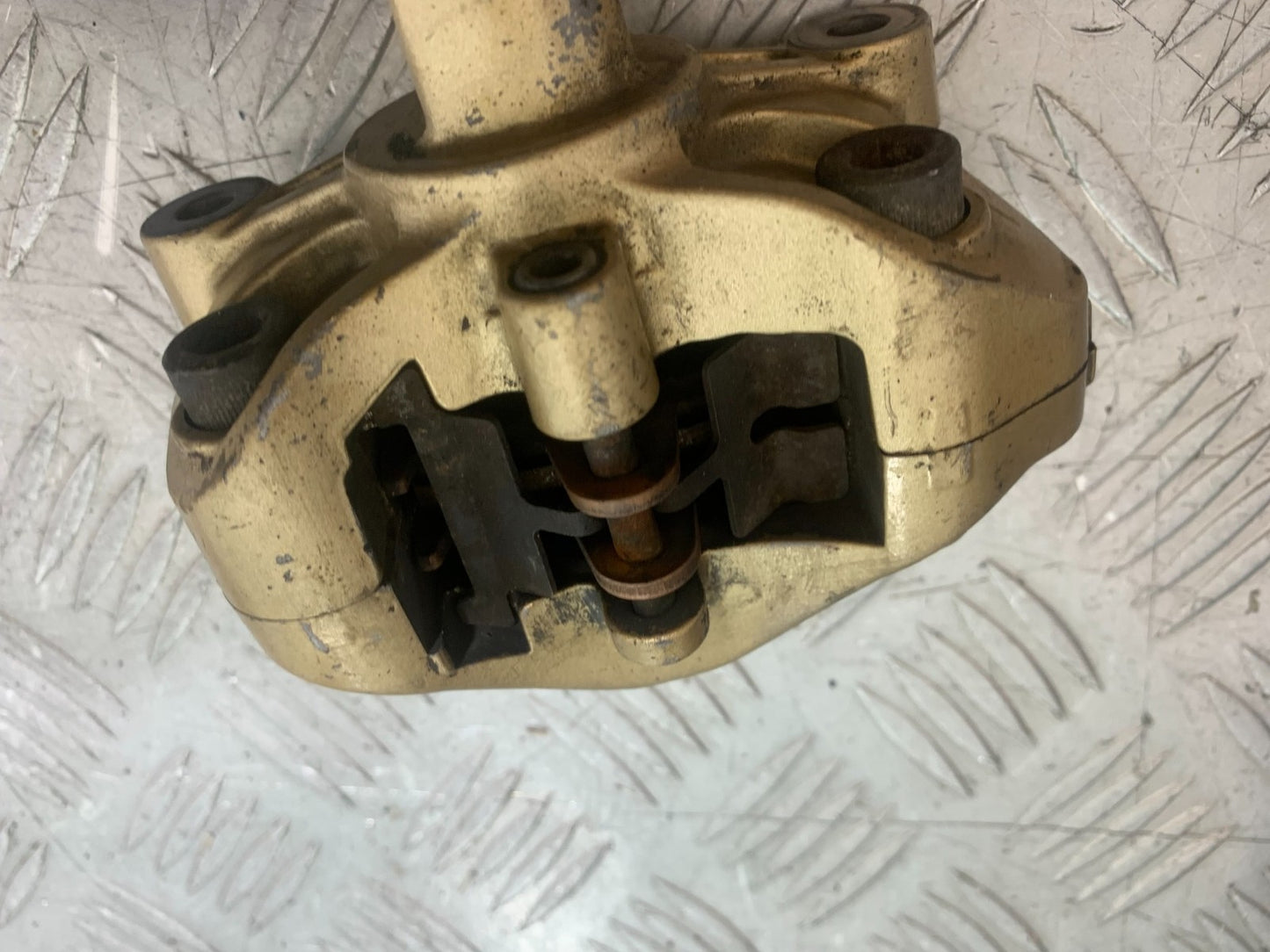 SUZUKI GSXR750 GSXR 750 K4 K5 REAR BRAKE CALIPER   2004-2005 (CMB1319)