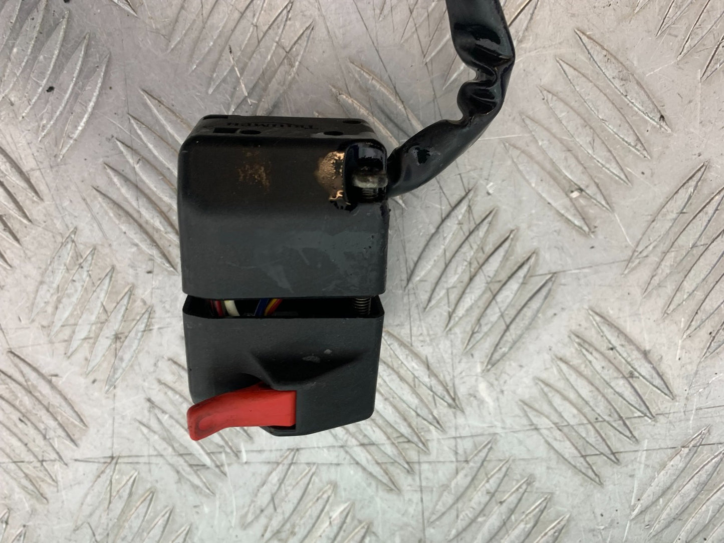 TRIUMPH 955i DAYTONA LEFT SWITCH GEAR  YEAR 2002-2006 (CMB1229)
