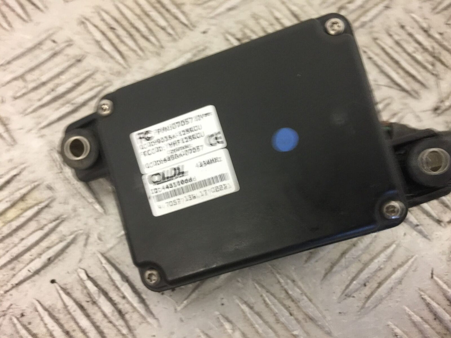 TRIUMPH TIGER 800 XCX RELAY  2018-2021 (STOCK 548)