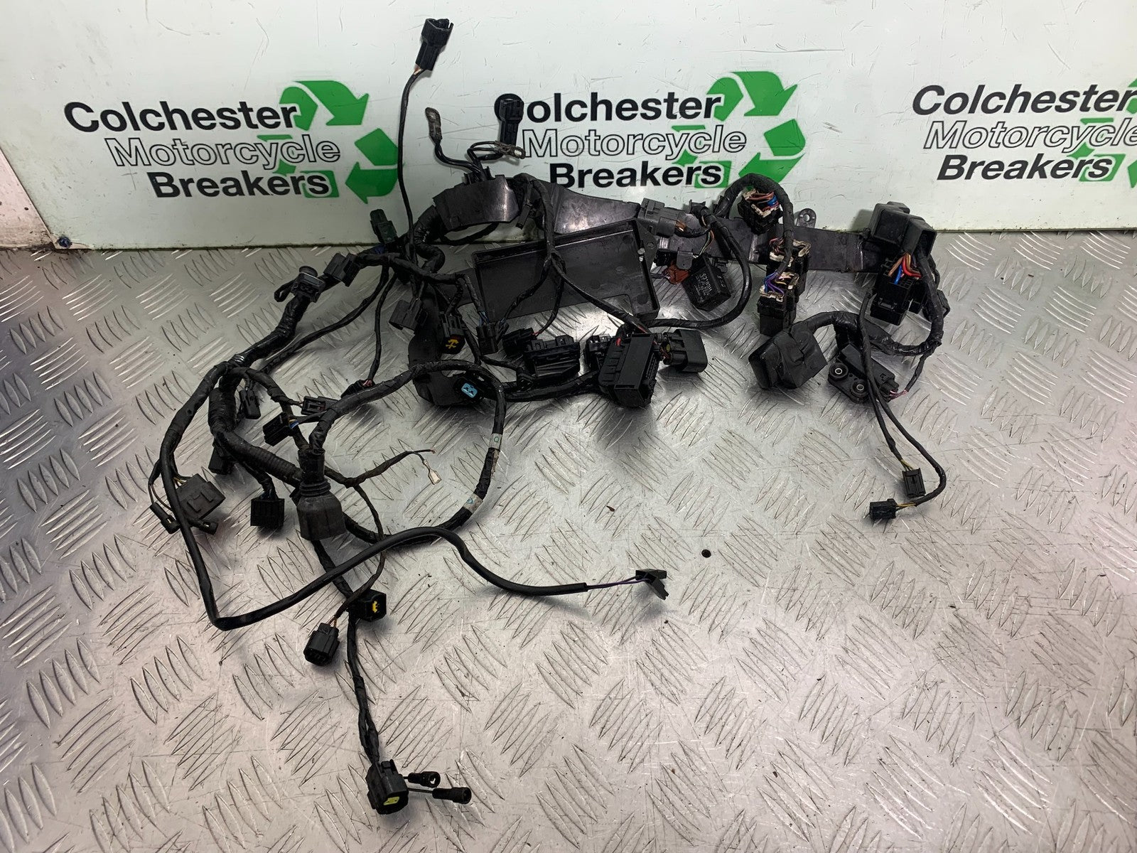 TRIUMPH 675 STREET TRIPLE RX WIRING LOOM  2015- 2017 (CMB1299)