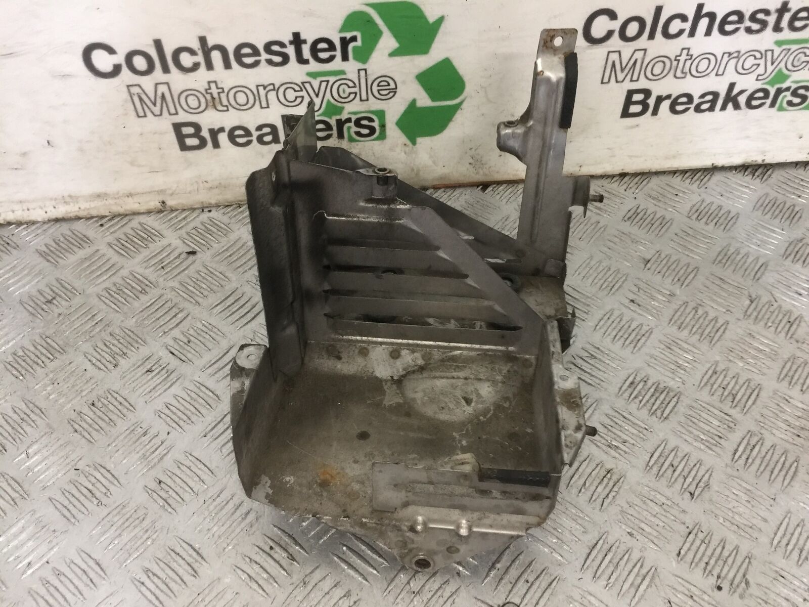 BMW K1200 RS K1200 RS ABS PUMP MOUNTING BOX YEAR 2000 (STOCK 856)