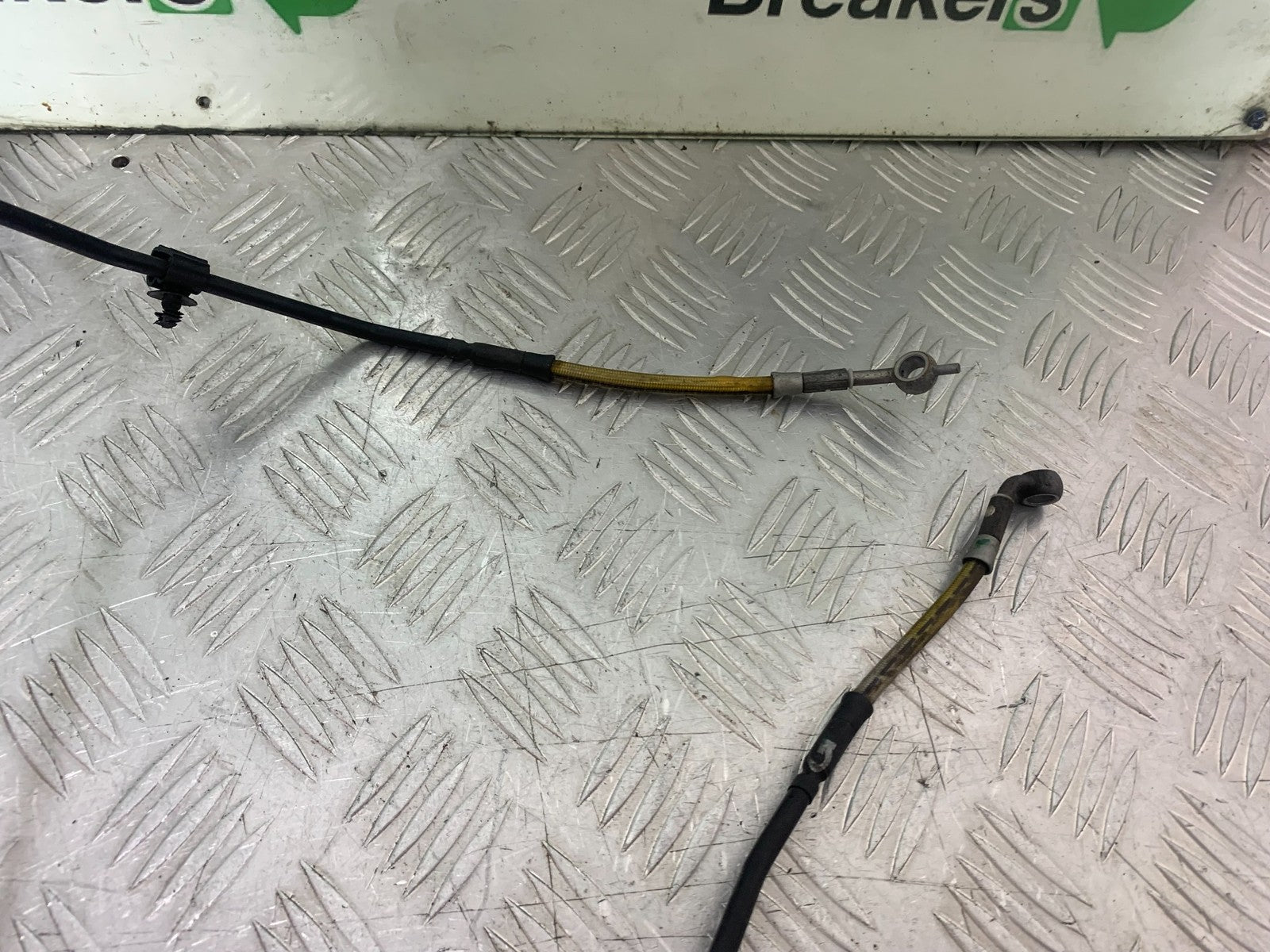 BMW R1200 R 1200 GS BRAIDED BRAKE LINES  YEAR 2013-2016 (CMB1257)
