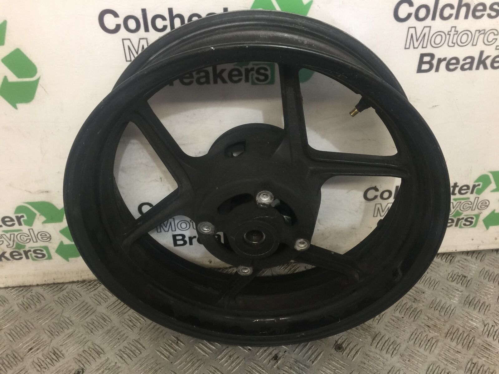 KAWASAKI KLE 650 VERSYS REAR WHEEL  YEAR 2010 (STOCK 775)