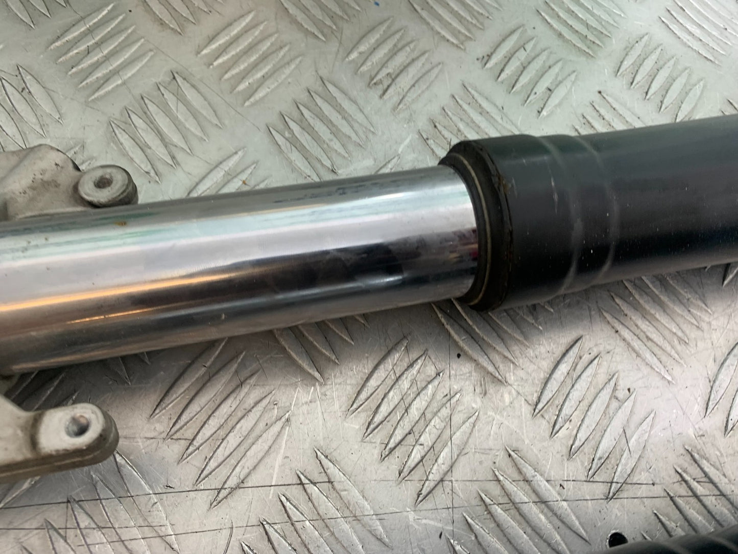 KTM 990 SUPER DUKE FORKS  YEAR 2007-2011  (CMB1207)