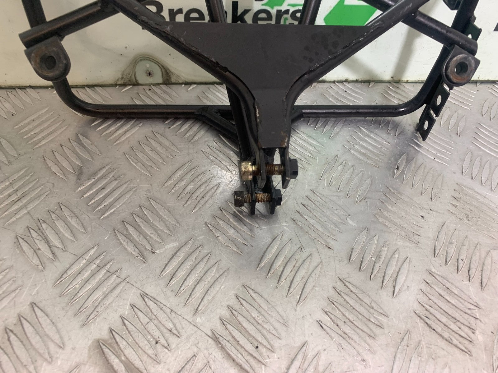 TRIUMPH 955i SPRINT ST FAIRING BRACKET   1999-2004 (CMB1176)