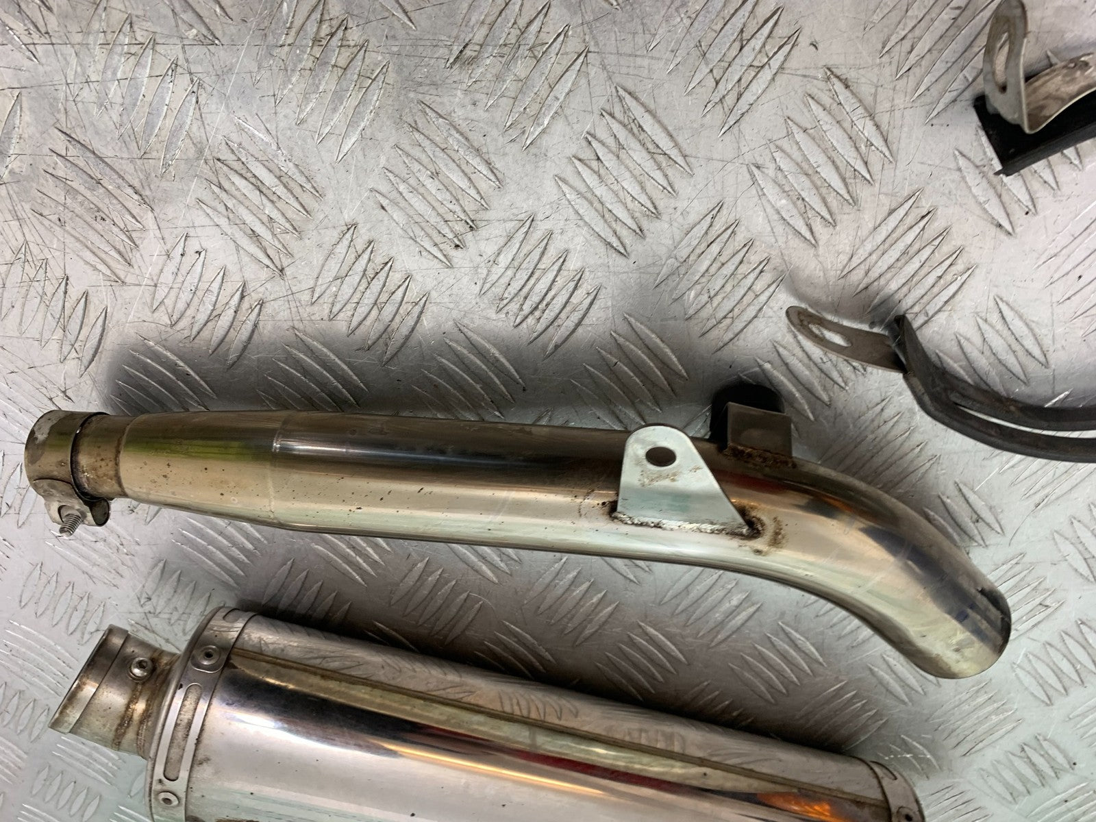 HONDA XL125 VARADERO DELKEVIC SILENCER   YEAR 2001-2006  (CMB1304)