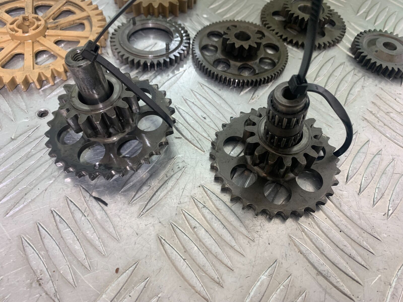 DUCATI 1199 PANIGALE GEARS  YEAR 2012-2014 (CMB1047)