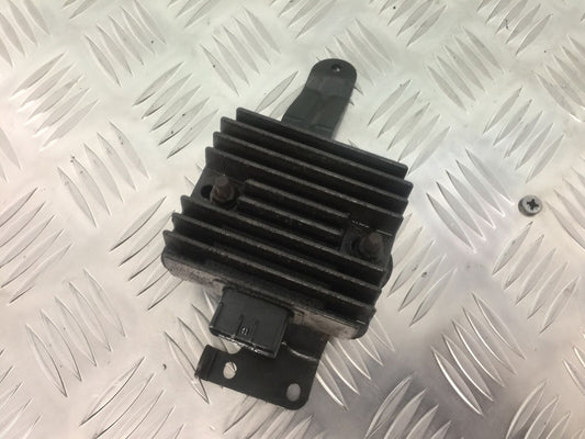 KAWASAKI Z1000 SX REGULATOR   YEAR 2011-13 (STOCK 911)