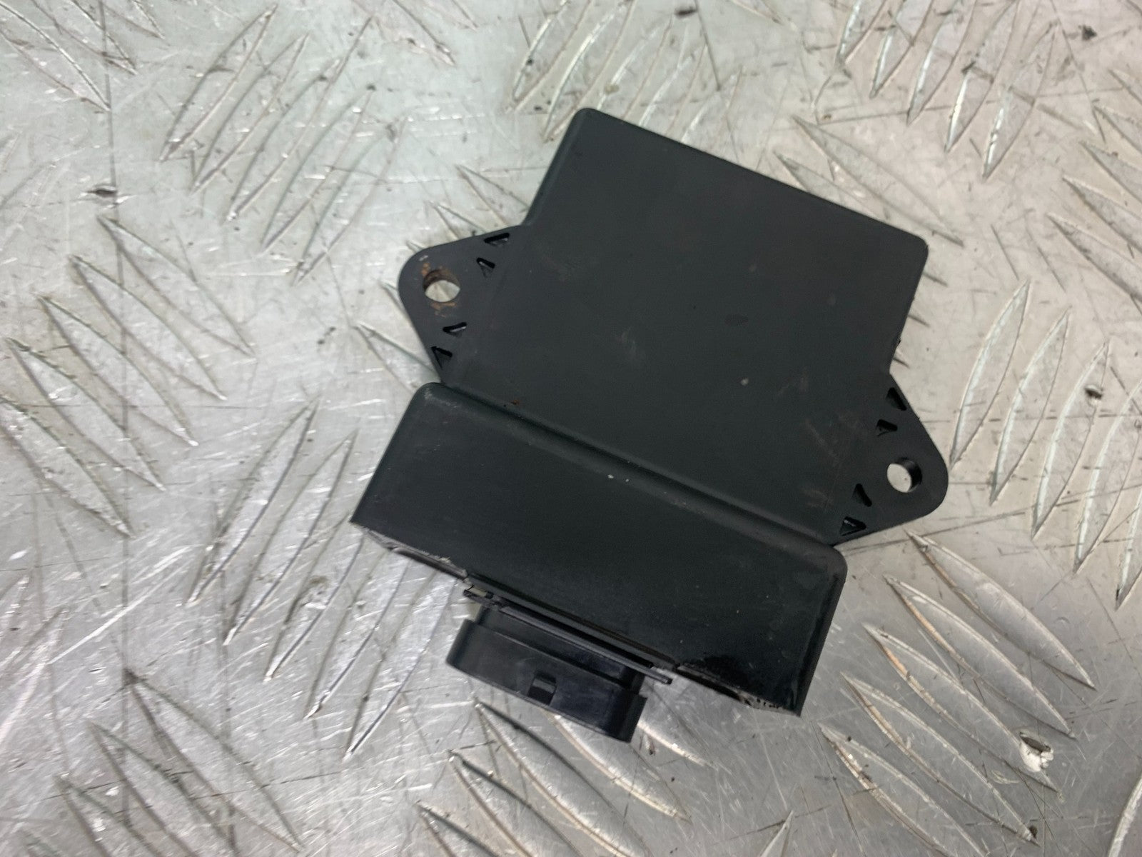 YAMAHA FZS1000 FAZER ECU  YEAR 2001-05 (CMB1275)