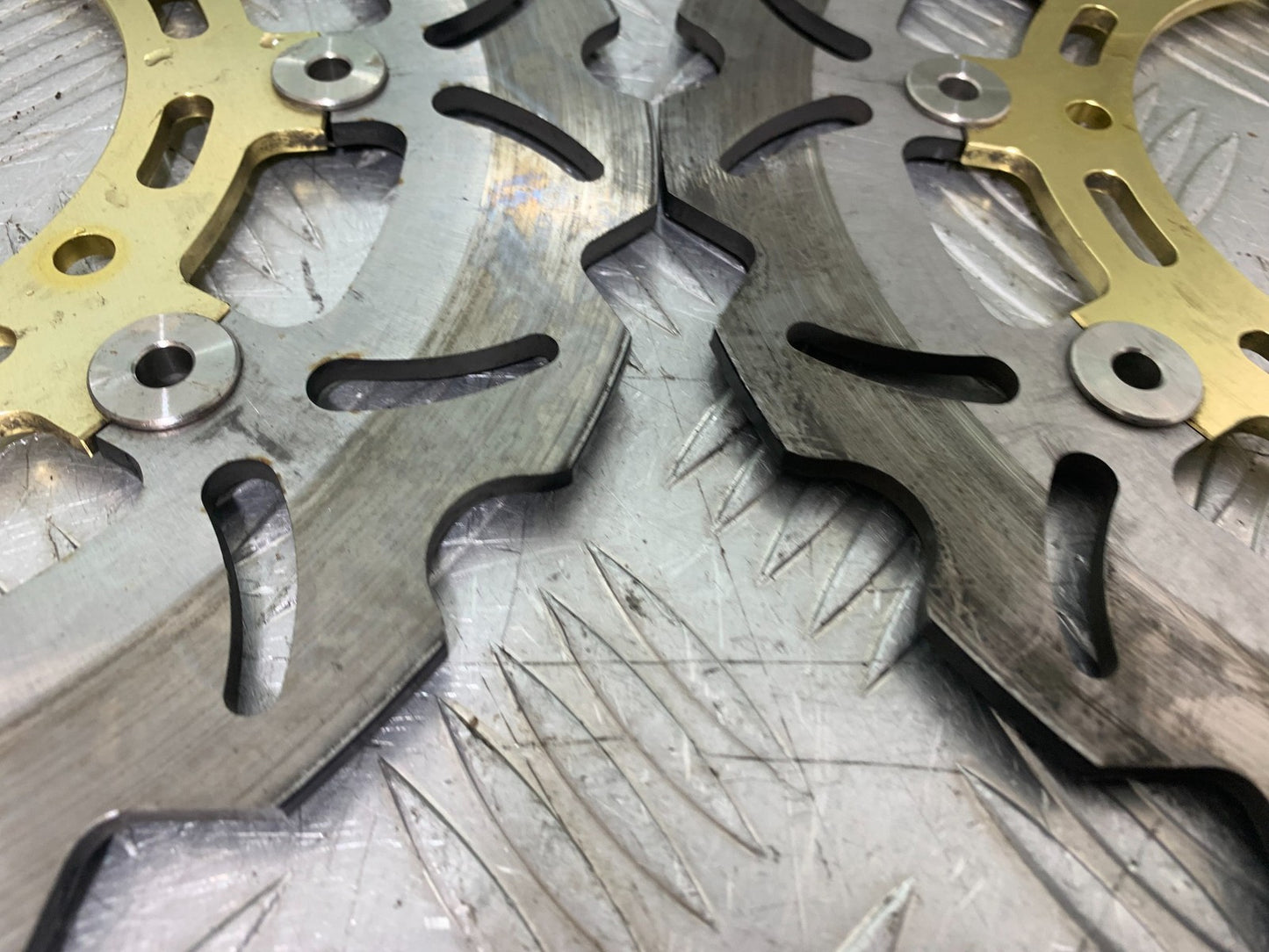 YAMAHA YZF R1 4C8 FRONT BRAKE DISCS  YEAR 2007-2008 (CMB1237)