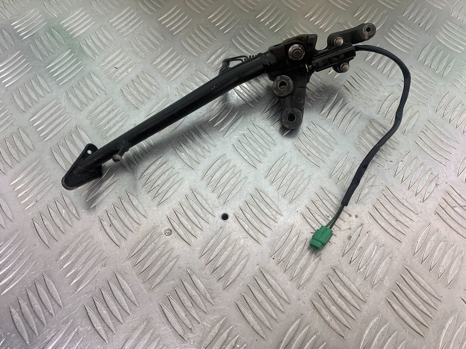 SUZUKI GSXR1000 GSXR 1000 SIDESTAND AND BRACKET   2009-2016 (CMB1049)