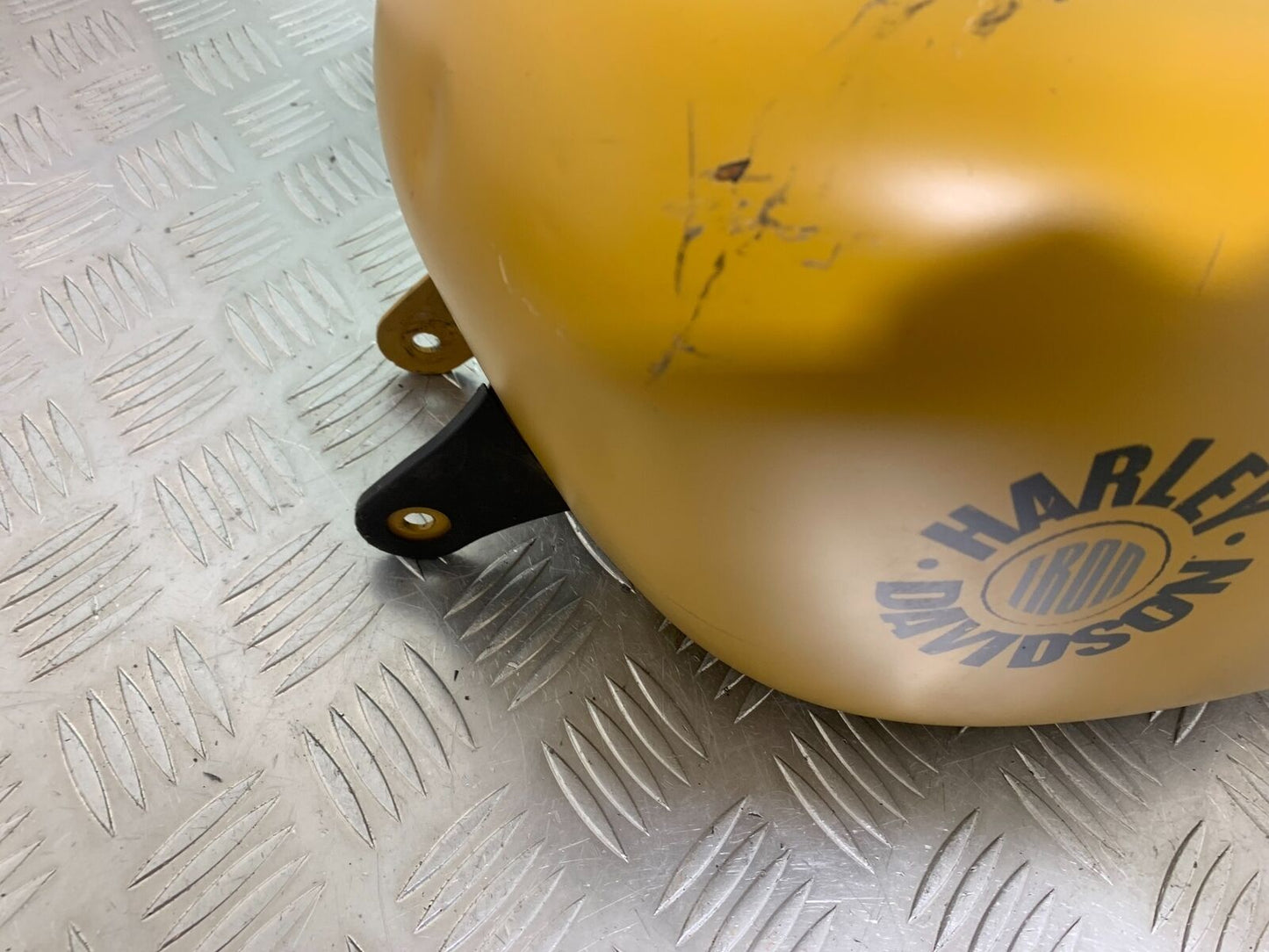 HARLEY DAVIDSON XL883 N IROD PETROL TANK  YEAR 2020  (CMB1116)