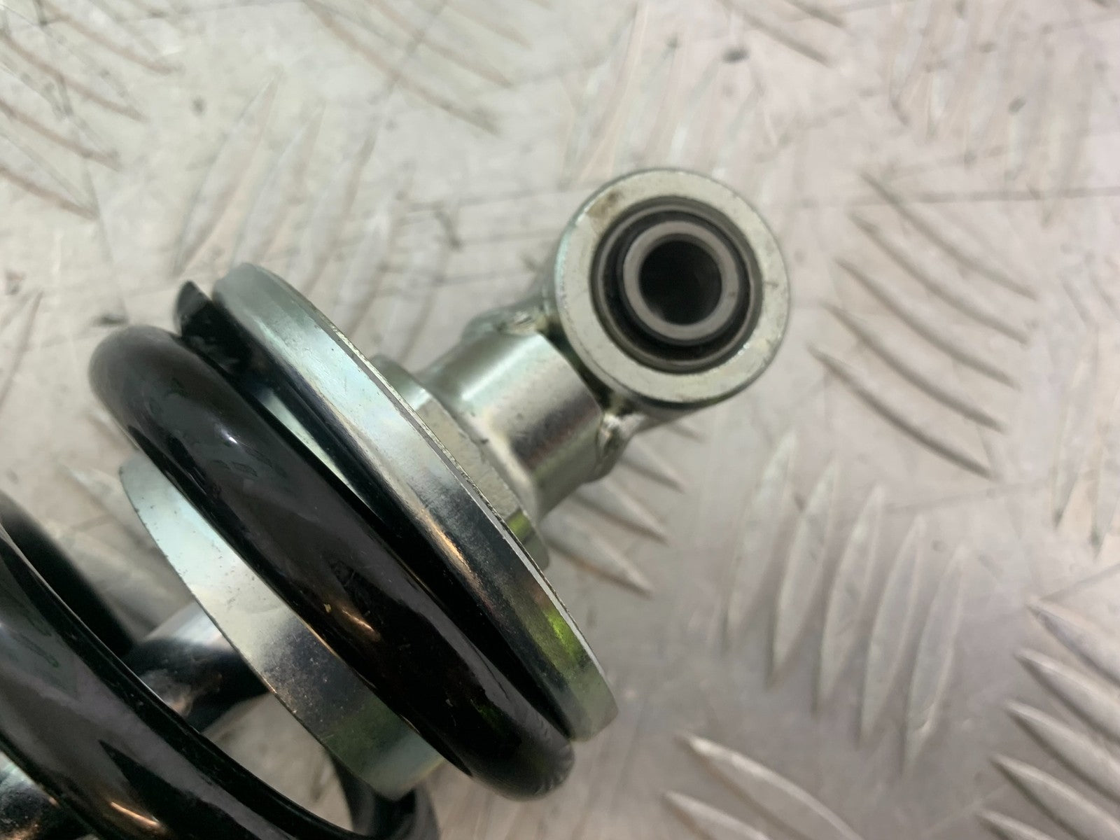 TRIUMPH TRIDENT 660 REAR SHOCK YEAR 2021-2024 (CMB1295)