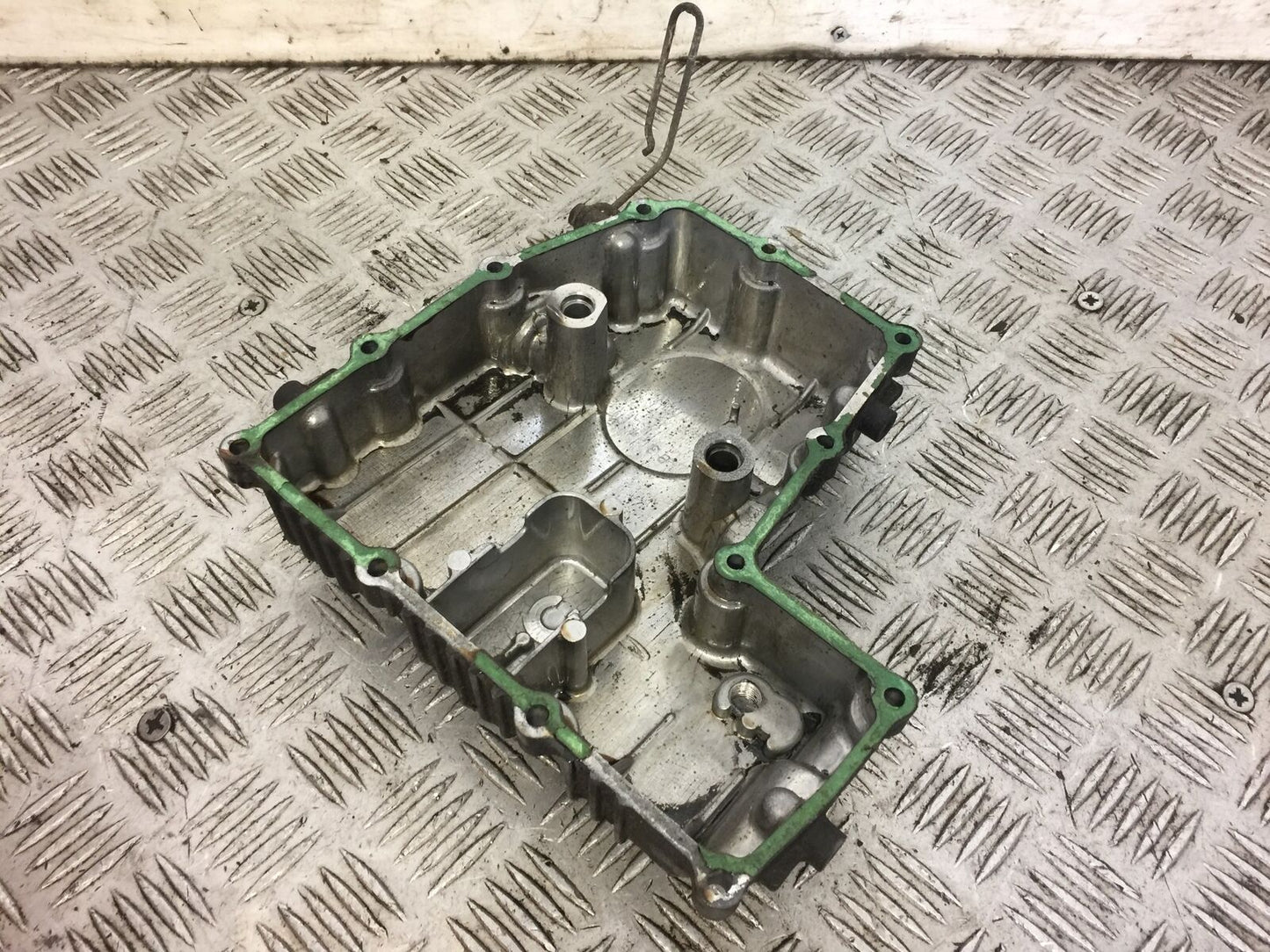 HONDA CB400 CB 400 SUPER FOUR SUMP  YEAR 1996 (STOCK 579)