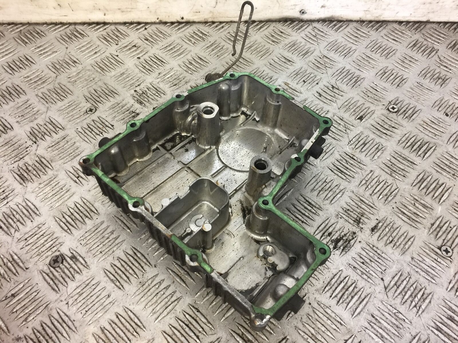 HONDA CB400 CB 400 SUPER FOUR SUMP  YEAR 1996 (STOCK 579)