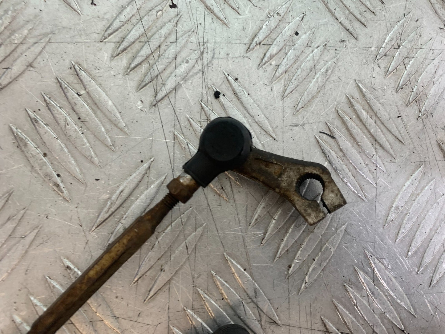 KTM DUKE 125 GEAR LEVER   YEAR 2017-2022 (CMB1222)