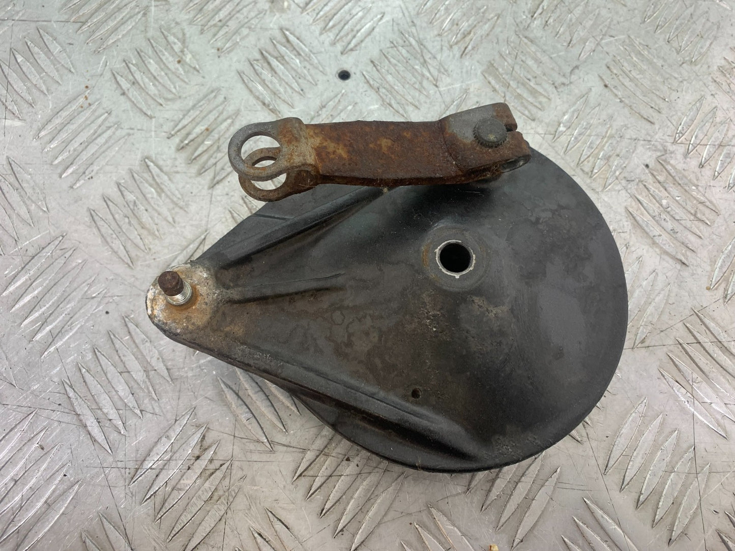 HONDA CBF125 CBF 125 REAR BRAKE HUB  YEAR 2009-14  (CMB1172)