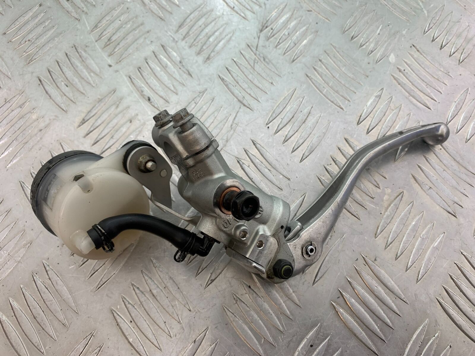 KTM 990 SUPERMOTO T FRONT BRAKE MASTER CYLINDER  YEAR 2010-2011 (CMB1032)