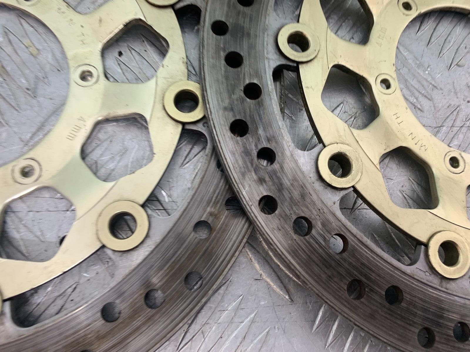 HONDA CBR1000 rr FIREBLADE FRONT BRAKE DISCS  YEAR 2006 (CMB1220)