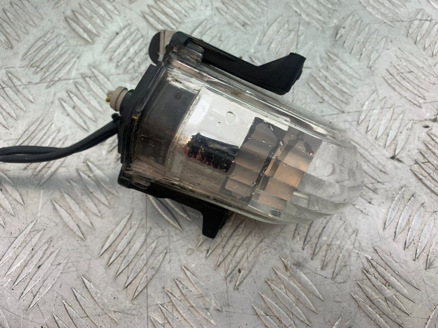 APRILIA RSV1000 R FACTORY MILLE REAR LIGHT 2004-09 (CMB1203)