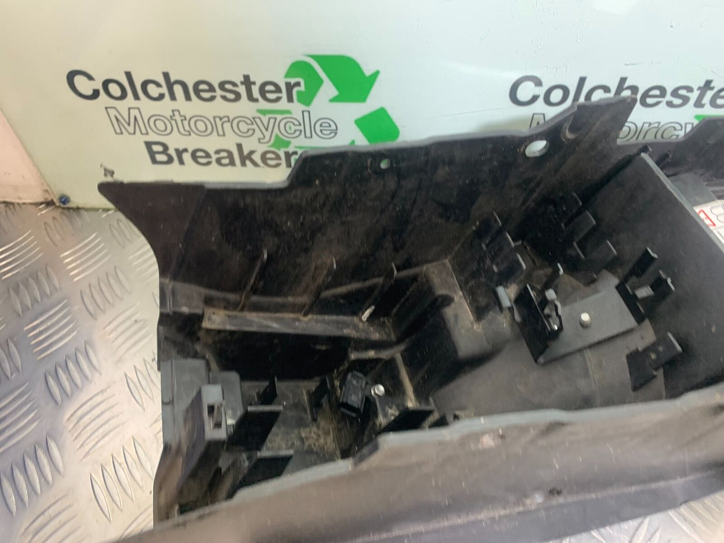 TRIUMPH TIGER 800 UNDERTRAY    YEAR 2011-2014 (CMB1113)