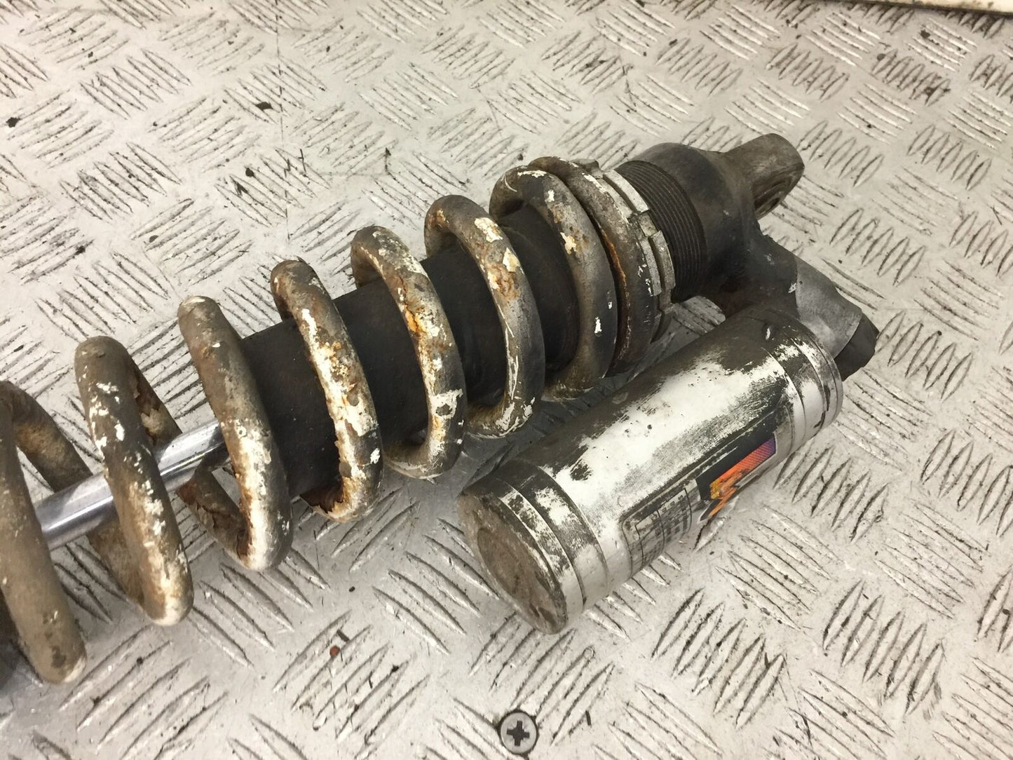 KTM400 KTM 400 LC4-E REAR SHOCK YEAR 2000 (STOCK 898)