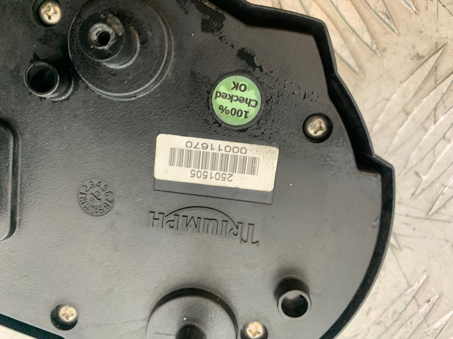 TRIUMPH SPEED TRIPLE R 1050 CLOCKS SPEEDO DASH 2009 (CMB1183)