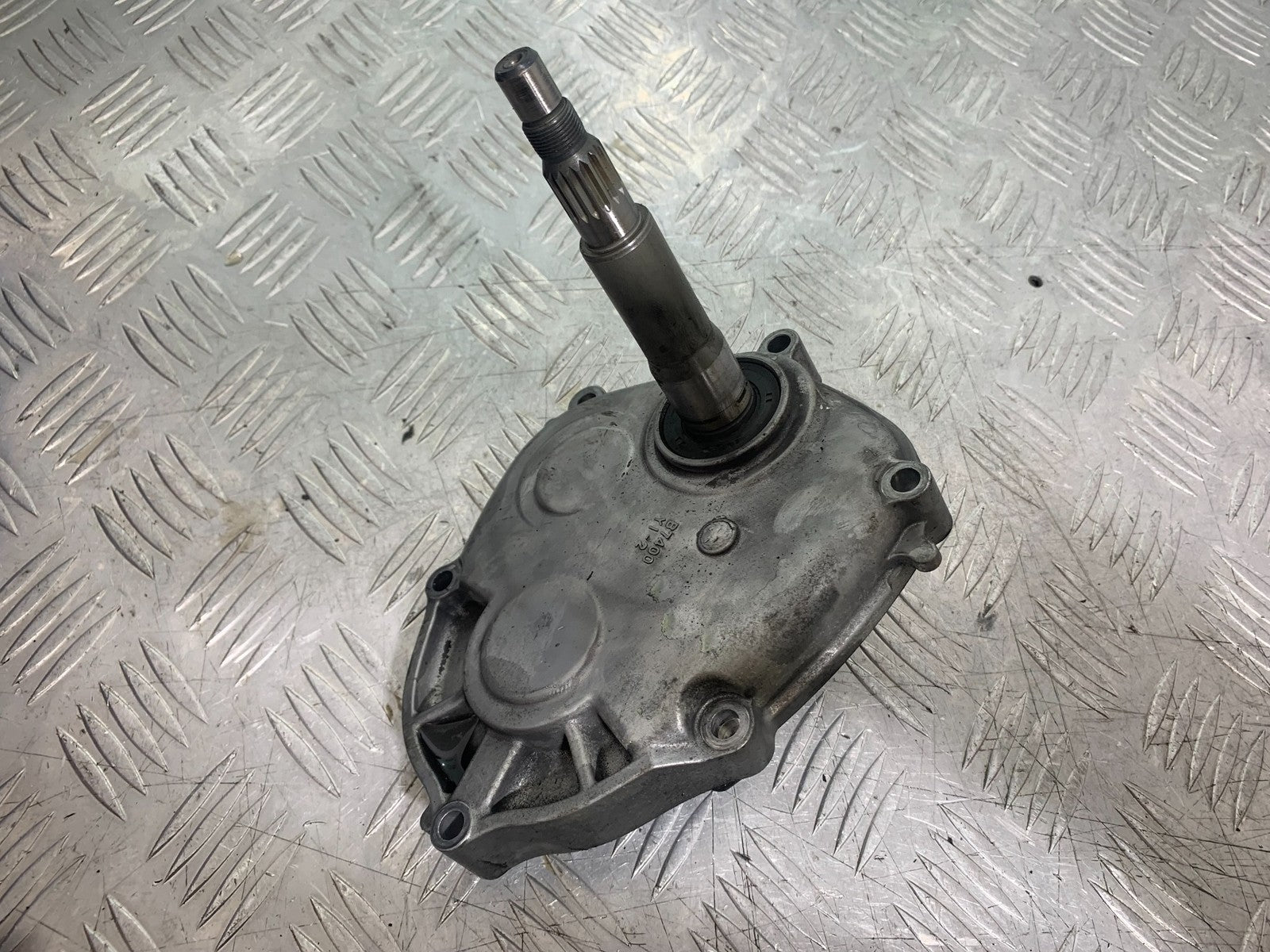 YAMAHA XMAX 300 OUTPUT SHAFT AND COVER   YEAR 2017-2020 (CMB1218)