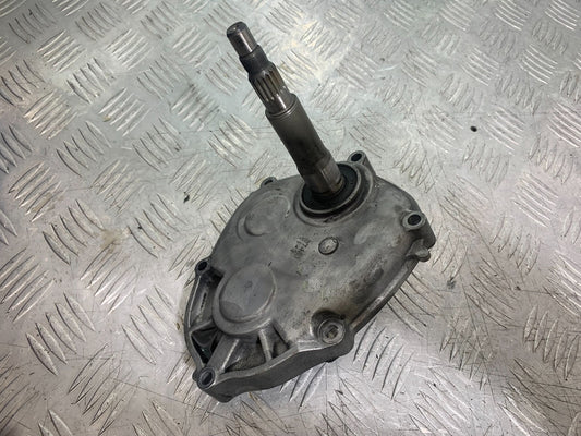 YAMAHA XMAX 300 OUTPUT SHAFT AND COVER   YEAR 2017-2020 (CMB1218)