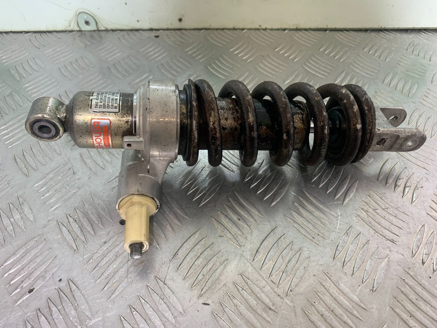 HONDA VFR750 VFR 750 FL-M-N-P REAR SHOCK  YEAR 1990-93 (CMB1093)