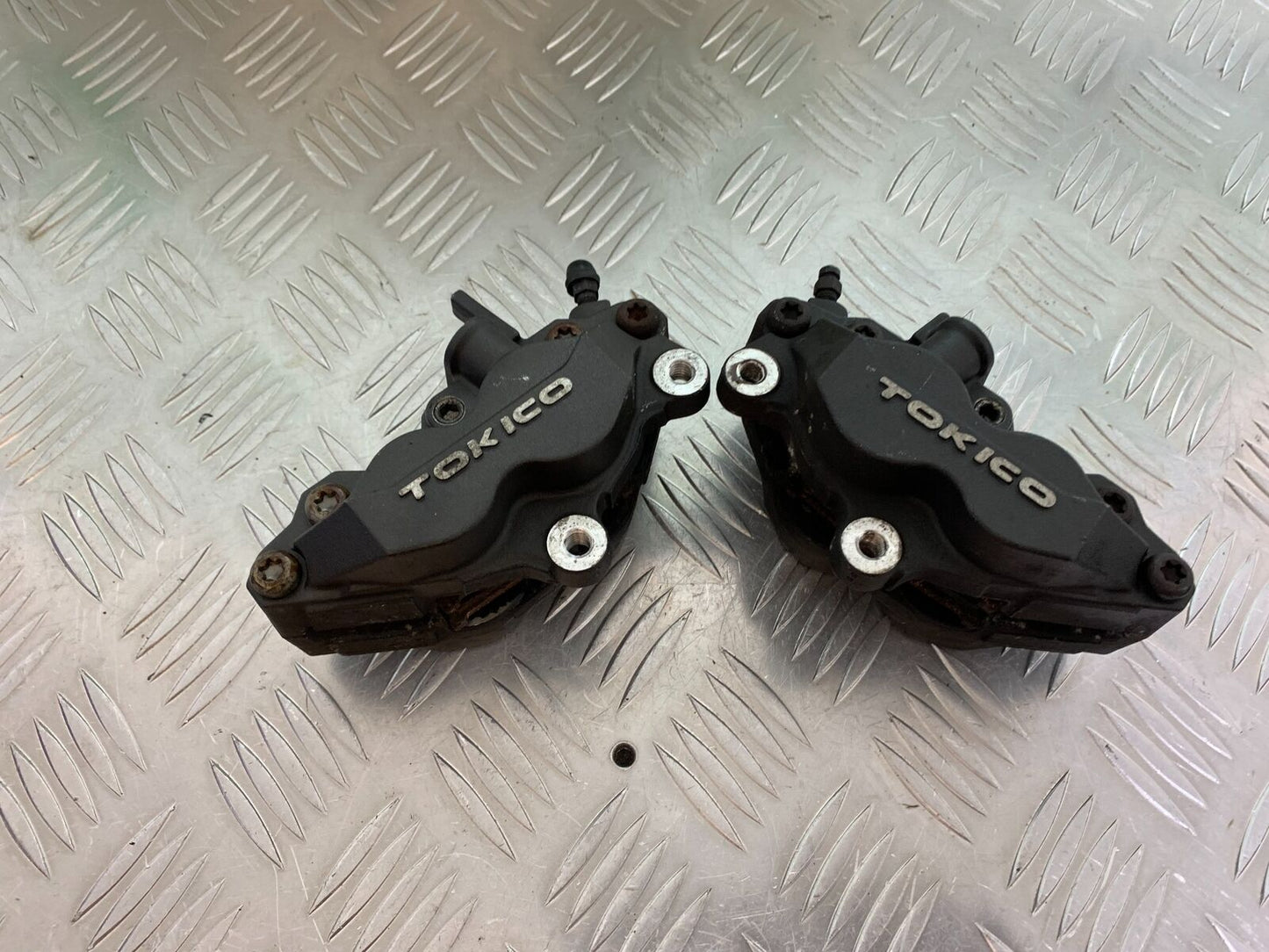SUZUKI GSX1250 GSX 1250 FRONT BRAKE CALIPERS YEAR 2013-2016  (CMB1013)