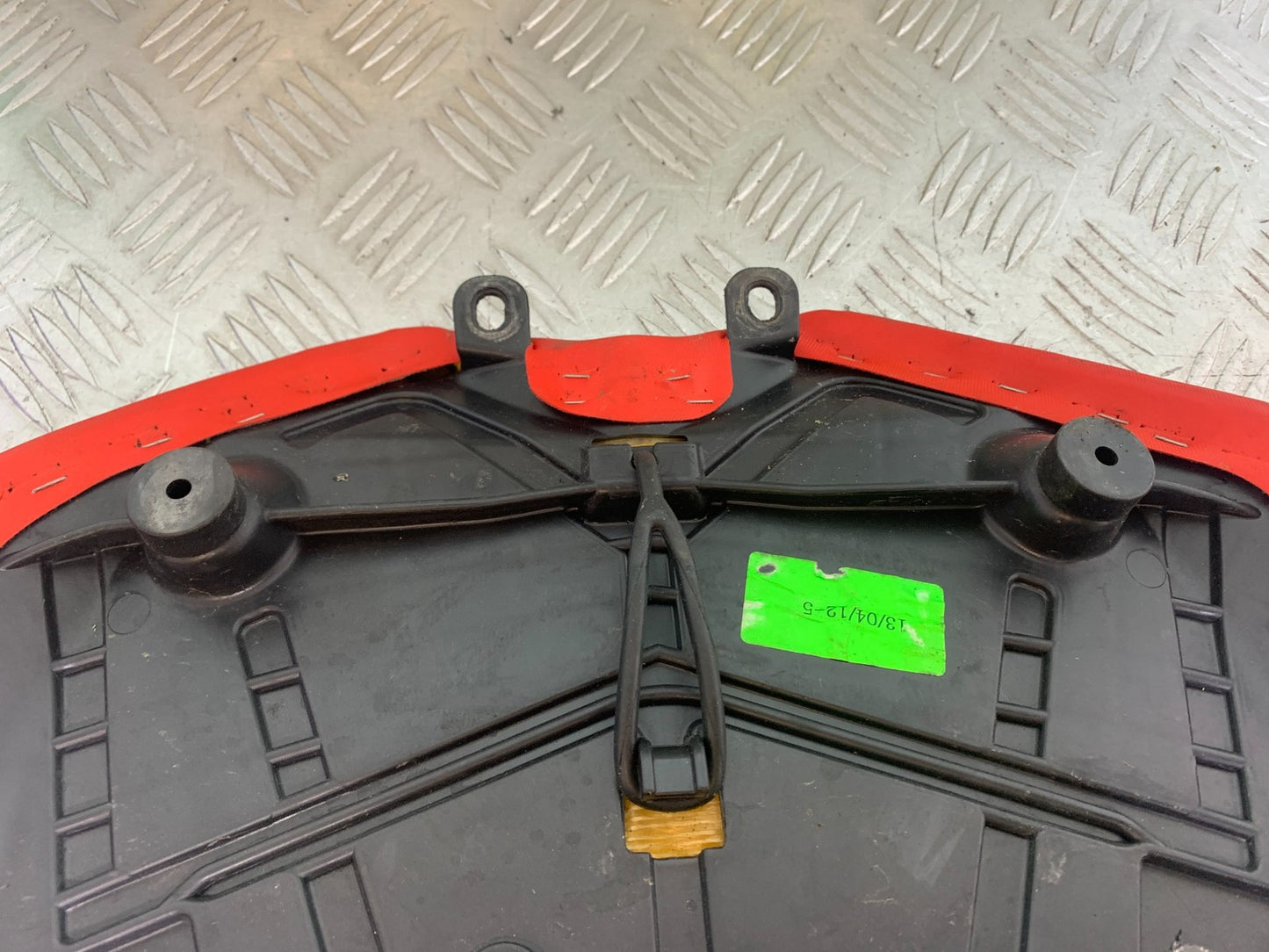 APRILIA RSV4 FACTORY FRONT SEAT  YEAR 2009-2012 (CMB1224)