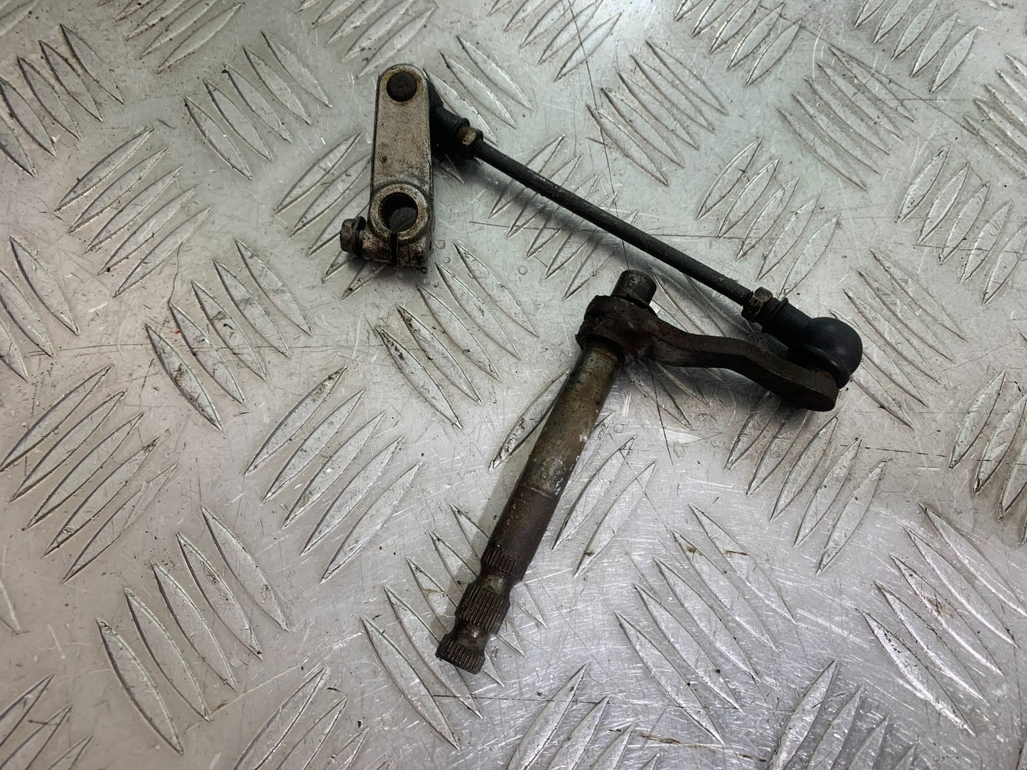 KAWASAKI VN1500 CLASSIC GEAR LINKAGE  YEAR 1999 -2006 (CMB1166)