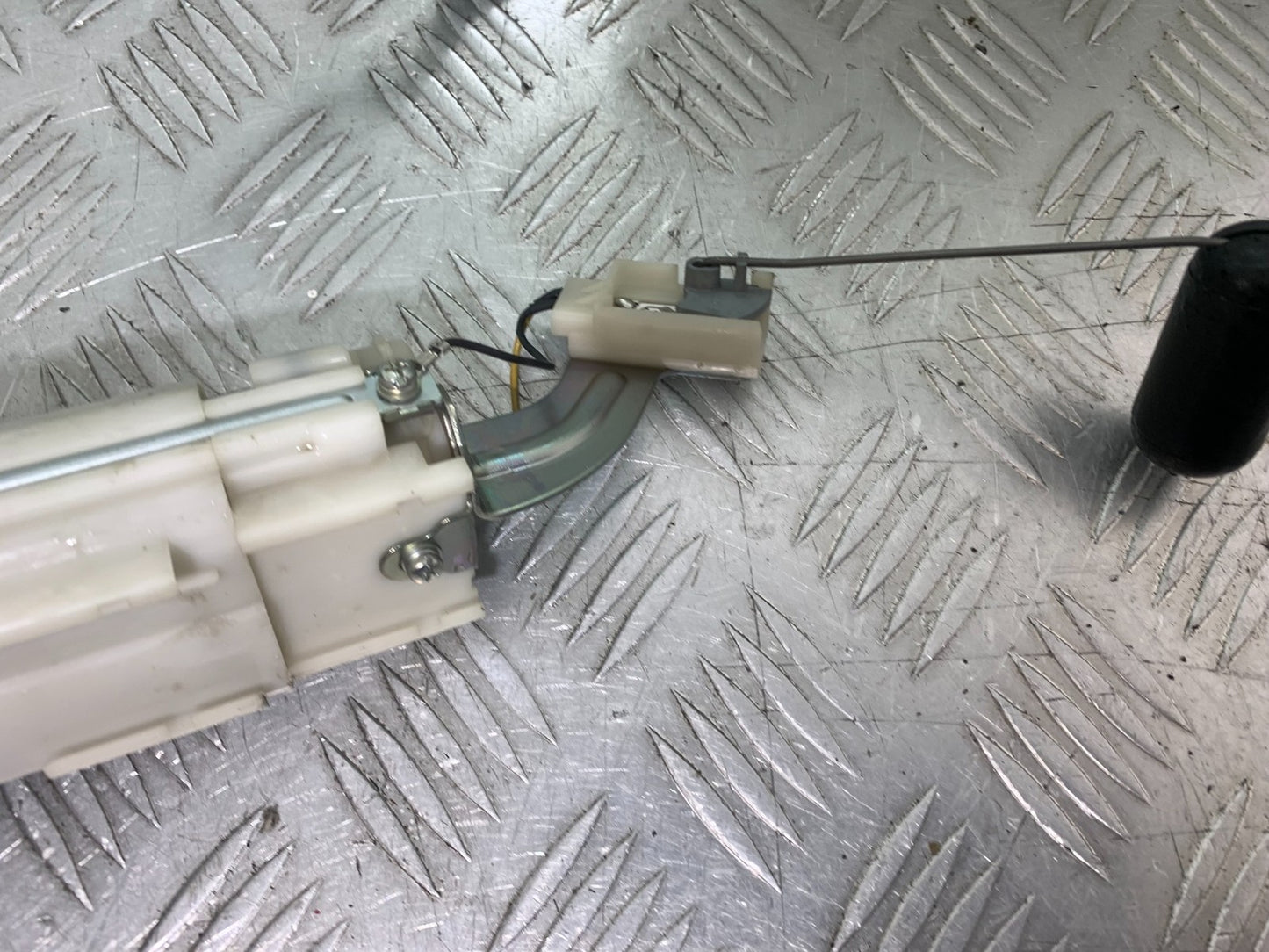 KAWASAKI Z1000 SX PETROL PUMP   YEAR 2014-16 (CMB1264)
