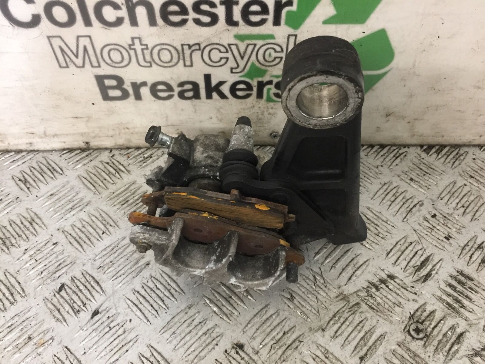 SUZUKI VLR1800 VLR 1800 REAR CALIPER  YEAR 2010 (STOCK 815)