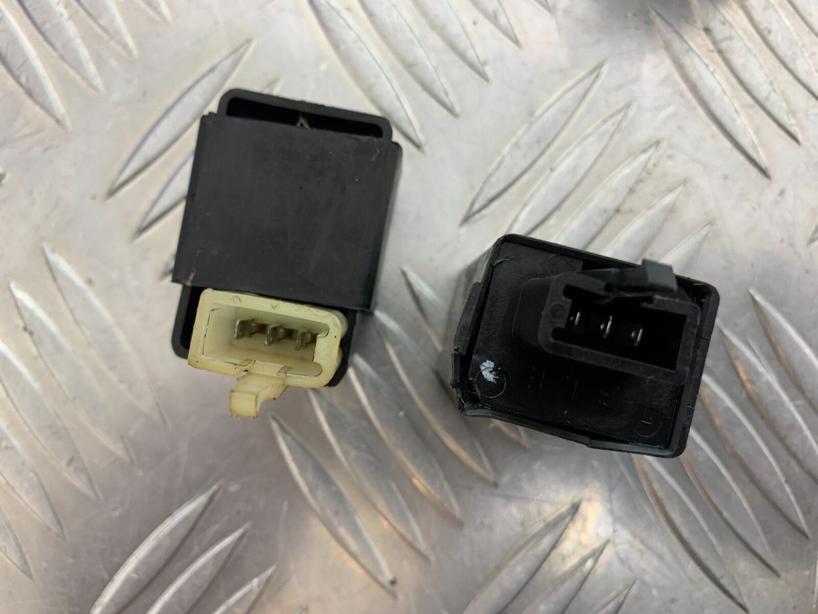 HONDA NTV 650 REVERE RELAYS  YEAR 1988-1996 (CMB1025))