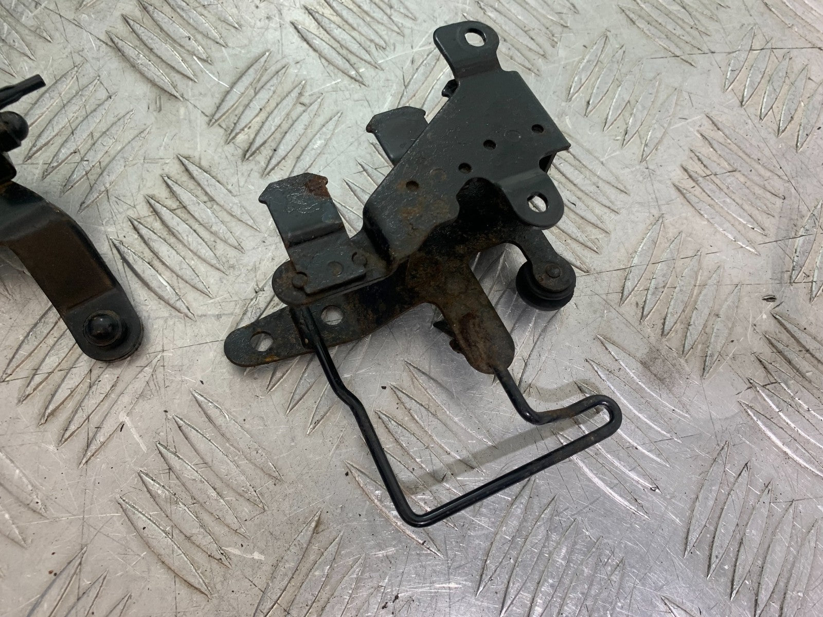 YAMAHA XVS 1300 MIDNIGHT STAR FRAME BRACKETS  YEAR 2007-16 (CMB1200)