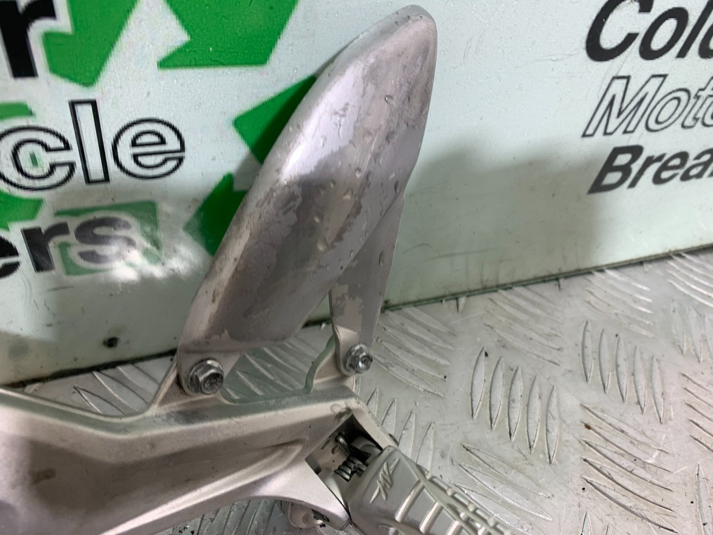 MV AGUSTA 800 F3 FRONT LEFT HANGER AND PEG YEAR 2017-2019 (CMB1227)