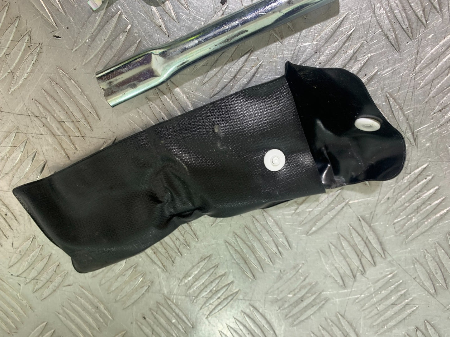 APRILIA RSV4 FACTORY TOOL KIT  YEAR 2009-2012 (CMB1224)