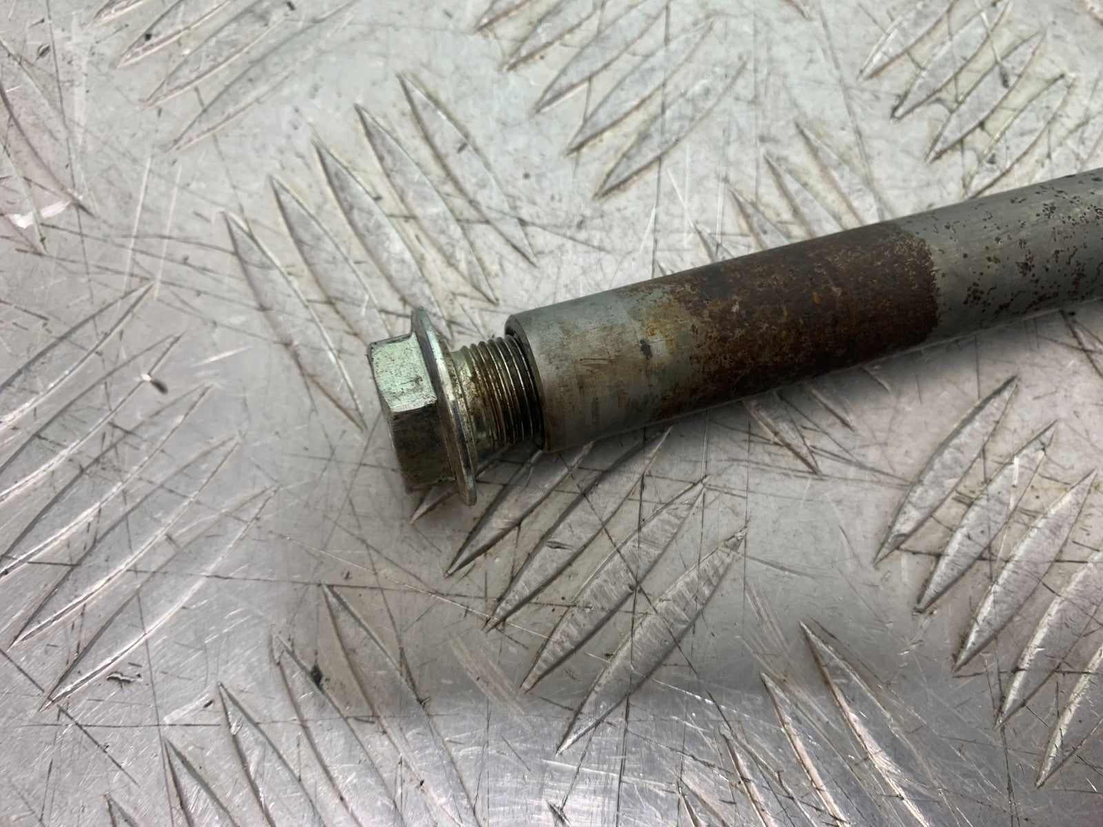 DUCATI 1198 S SWINGARM SPINDLE  YEAR 2009-2011 (CMB1219)