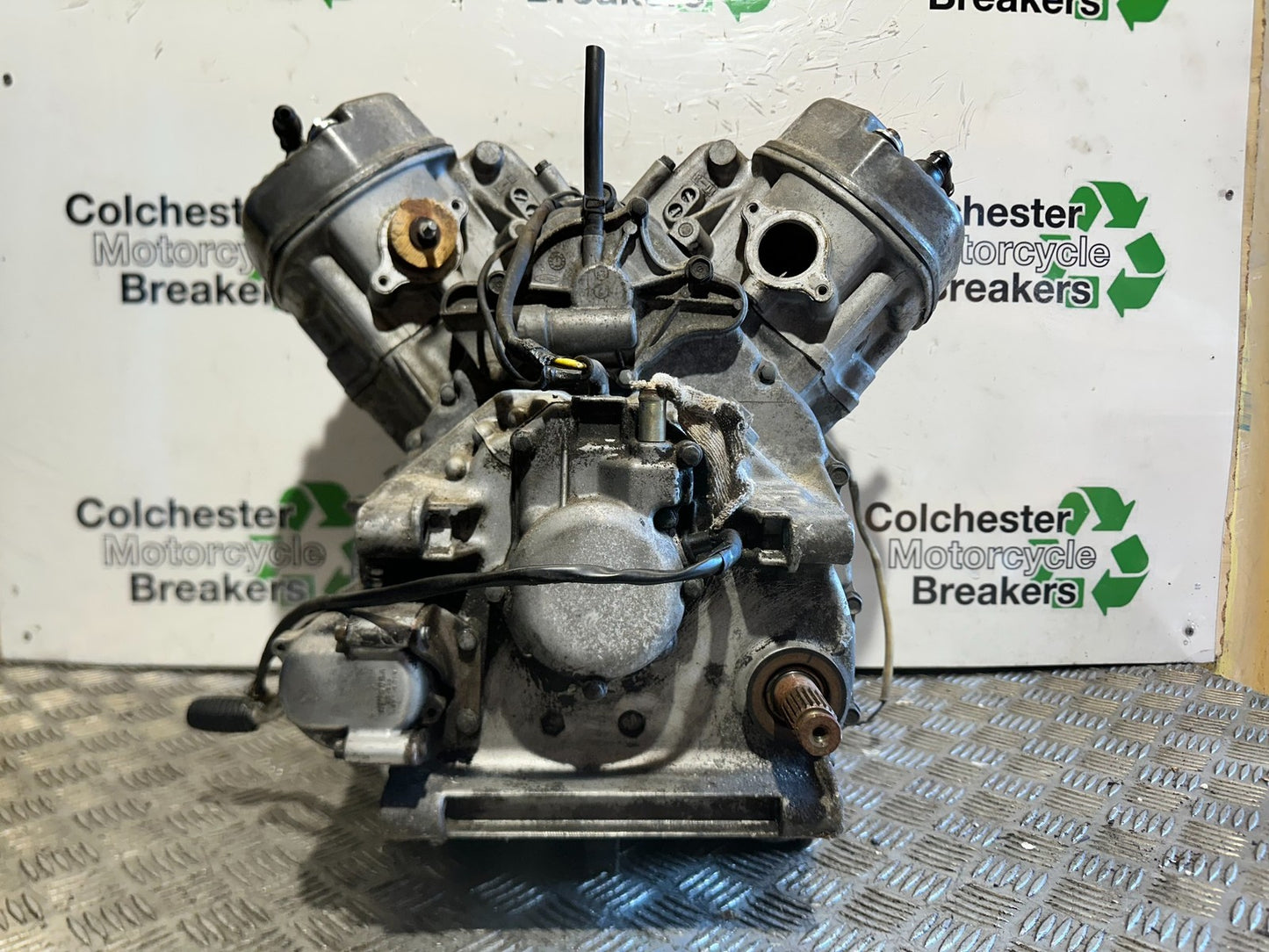 HONDA GL500 GL 500 SILVERWING ENGINE YEAR 1981-82  (CMB1168)