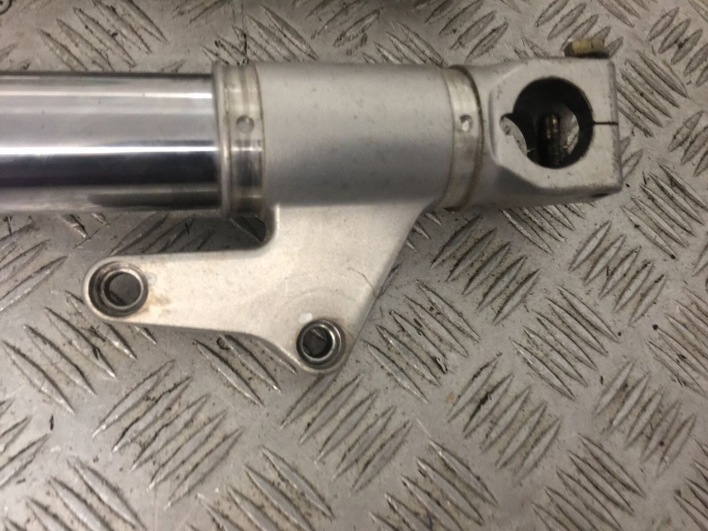 DUCATI MONSTER S4 916 FORKS   YEAR 2001 STOCK (755)