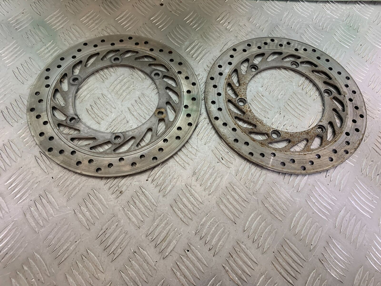 HONDA VFR750 VFR 750 FL-M-N-P FRONT BRAKE DISCS  YEAR 1990-93 (CMB1093)