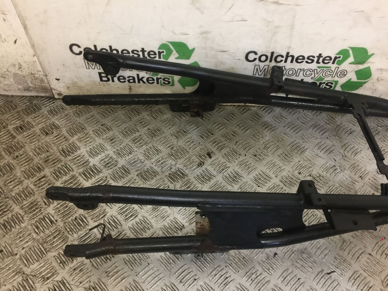 KAWASAKI GTR1400 GTR 1400 REAR SUBFRAME   YEAR 2010 (STOCK 716)